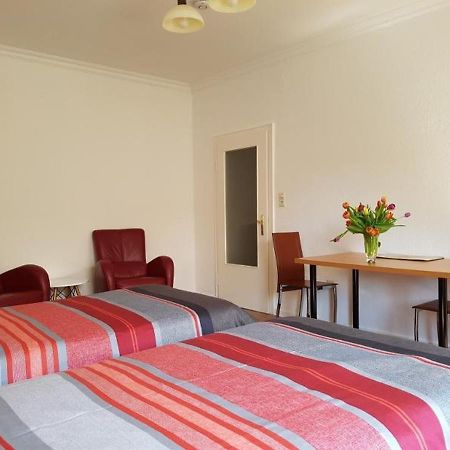 Ferienwohnung Im Zentrum Hannover City, Ruhig, Hbf- Naehe, Freie Oeffentliche Parkplaetze Esterno foto