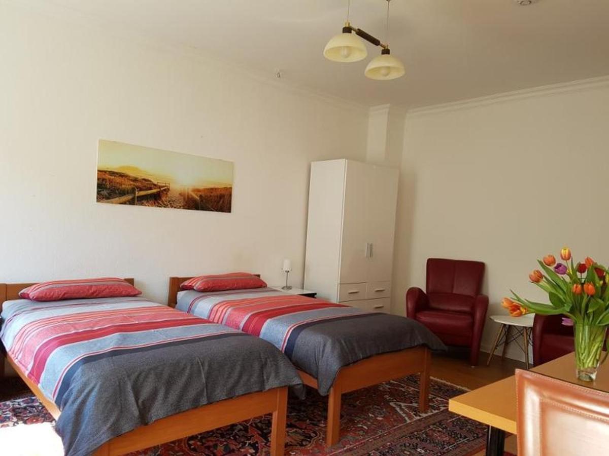 Ferienwohnung Im Zentrum Hannover City, Ruhig, Hbf- Naehe, Freie Oeffentliche Parkplaetze Esterno foto