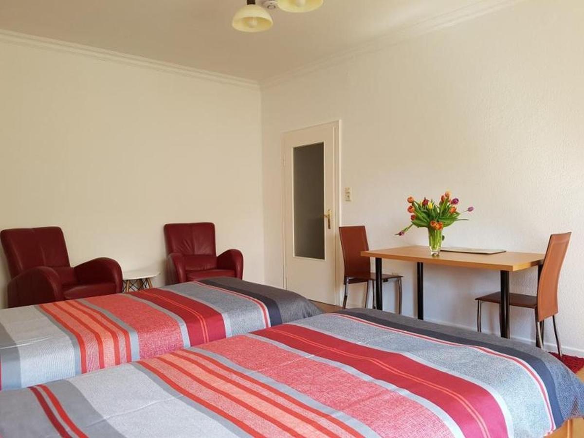 Ferienwohnung Im Zentrum Hannover City, Ruhig, Hbf- Naehe, Freie Oeffentliche Parkplaetze Esterno foto